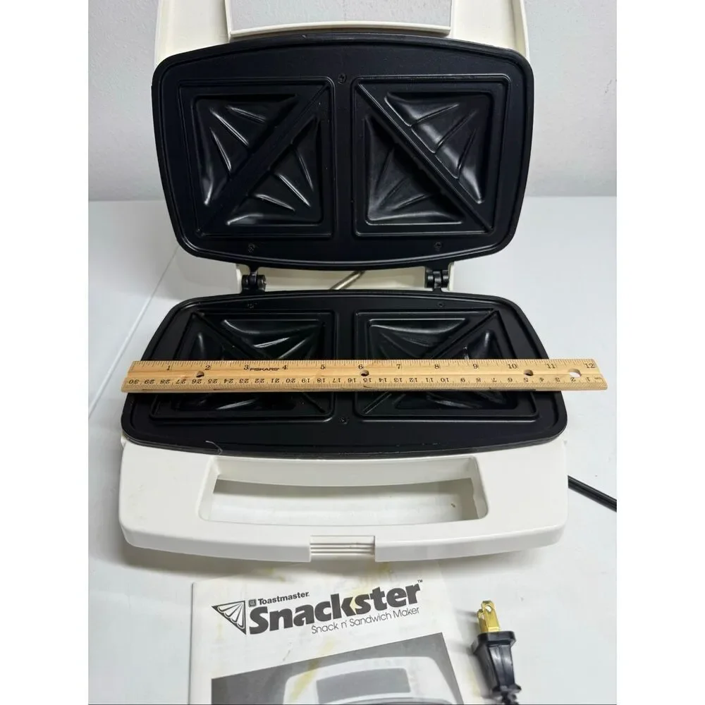 Toastmaster Snackster Snack n' Sandwich Maker Model 297 Electric